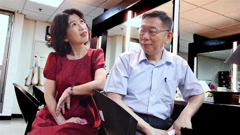 書摘／柯文哲秘密曝光　江湖在走社群要有