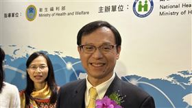 健保署長石崇良表示，該中心啟動後，新藥納入健保的時間，預計由過去的平均需時13個月大幅縮短至6個月內。（圖／記者簡浩正攝影）