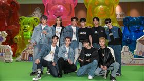 VERA、FEniX（圖／踢帕娛樂提供）