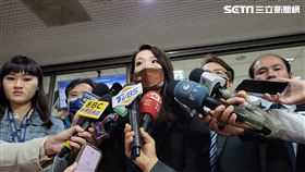 ▲檢察官質疑高虹安聲請勘驗偵訊影音是想拖延訴訟，高虹安接受媒體採訪時反駁。（圖／記者楊佩琪攝）