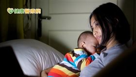 職業媽媽該如何在緊湊的生活壓力中找到平衡，兼顧家庭與自身健康？