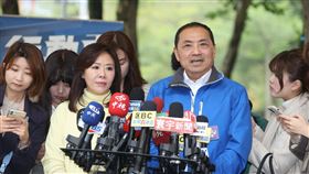 宋楚瑜侯友宜站台李彥秀。(圖/記者邱榮吉攝影)