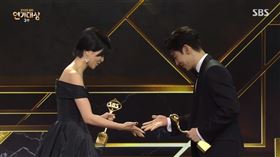 金泰梨,李帝勳。（圖／翻攝自SBS Drama YouTube）