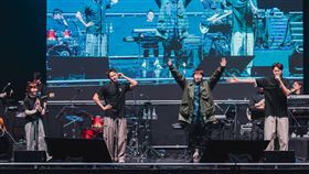 青春點點點主持人歐馬克、瑪麗、強強(喬治)睽違10年再度合體開唱。（圖／這方娛樂提供）