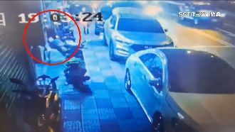 獨／討嘸錢買凶殺人　車行濺血被害人重傷