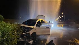 車禍,恆春,自撞,行車糾紛,消防栓,護欄,不治身亡
