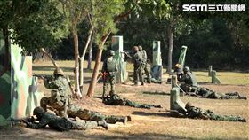 義務役新兵實施震撼教育的鑑測。（圖記者邱榮吉攝影）