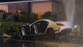 車禍,恆春,自撞,行車糾紛,消防栓,護欄,不治身亡,互嗆,互毆