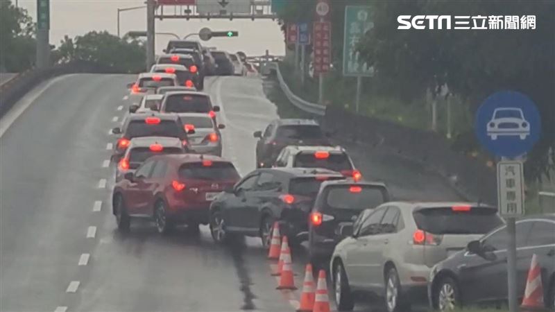 遇塞車地獄！他宜蘭北上1招超順：開外掛