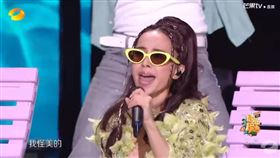 中國人有福了！蔡依林跨年嗨唱20分鐘！頂「芭比娃娃」造型熱舞（圖／翻攝自湖南衛視芒果TV官方頻道）