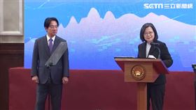 蔡英文發表「2024新年談話」賴清德陪同