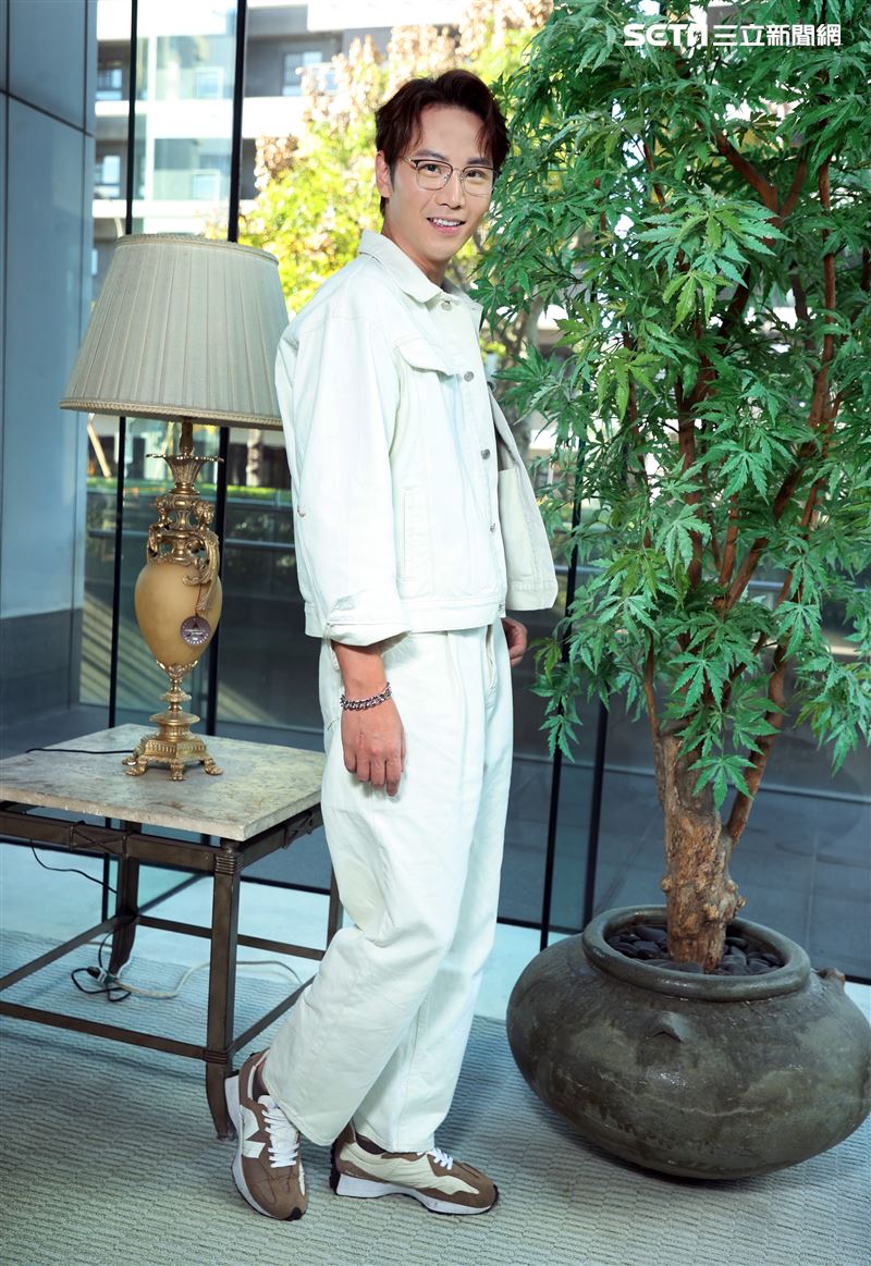 李睿紳三立新聞網專訪。（圖/記者邱榮吉攝影）