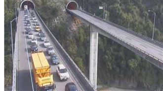 國6紫爆！4車追撞國姓到愛蘭車速10公里