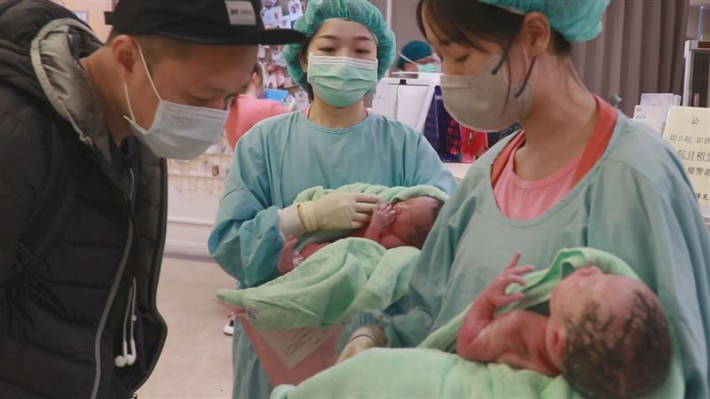 龍年催生效應式微？醫師曝刺激生育率解方