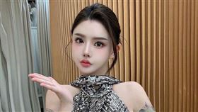 中國網紅韓安冉外型甜美，已結婚4次。（圖／翻攝微博）