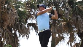 張誌家近年轉戰高球發展，還考上了C級專業教練。（圖／翻攝自張誌家臉書）