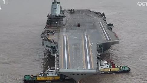 福建艦首度海上實兵訓練  含艦載機起降