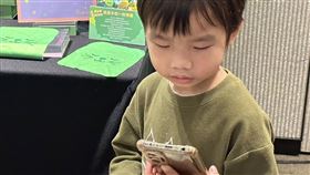 據教育部統計，在111學年度國小學童視力不良率45.23%。（圖／記者簡浩正攝影）