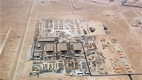 美國位在卡達的「烏代德空軍基地」（Al Udeid Air Base）鳥瞰圖。（圖／維基共享資源，版權屬公有領域）