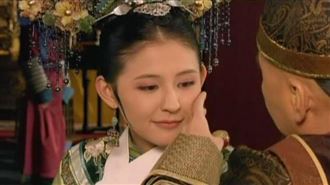 葉瀾依為何在侍寢時都要戴著一條項鍊？