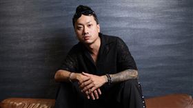 五木接受《三立新聞網》專訪。（圖／記者鄭孟晃攝影）