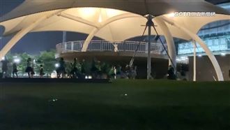 獨／公園廣場舞音響插電　遭批偷接公家電