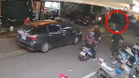 撞人棄車.逃0600