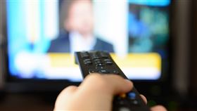 美國男子，幸運中樂透，看電視簽5號碼，圖/Pixabay