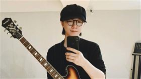 今晨一男子與前女友發生口角欲行刺對方，竟是金曲創作才子謝震廷。（圖／翻攝自謝震廷 IG）