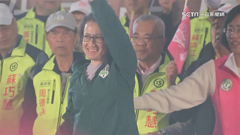 直搗侯本命區！蕭美琴新北趕場助攻小雞