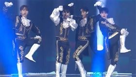 ▲第38屆金唱片獎，BSS（夫碩順），Dino（李燦）。（圖／翻攝自X，微博）