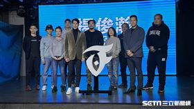 台灣最速男楊俊瀚歷時3年設計推出個人LOGO。（圖／記者蔡厚瑄攝影）