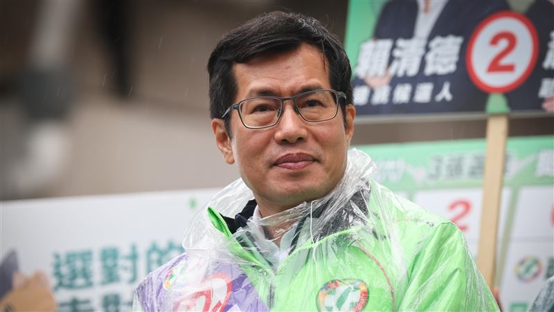 藍再爆不雅片「20部高清」　羅致政批介選