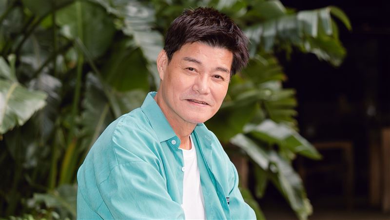 男星拍戲誤喝工業用酒精　工作人員道歉了
