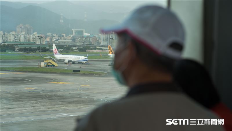 交通部：兩岸13包機航點春節前後10天可飛