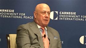 多明尼加斷交  包道格：北京壓縮台灣空間多明尼加與中華民國斷交。前美國在台協會台北辦事處處長包道格認為是北京持續限縮台灣國際空間。中央社記者江今葉華盛頓攝  107年5月2日