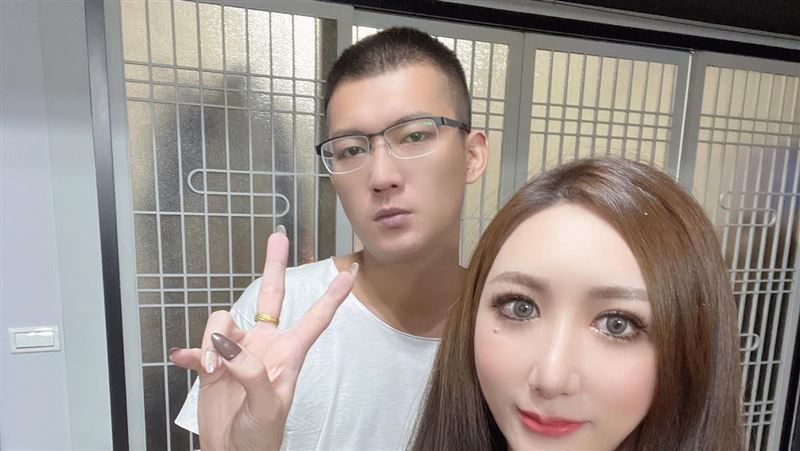 鳳梨爆馮語婷：會報應　舊愛罔腰瀕臨崩潰