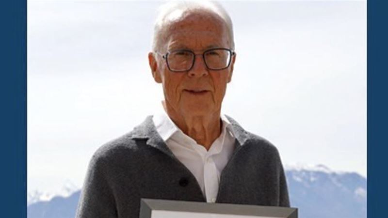 「足球皇帝」碧根鮑華逝世 享壽78歲