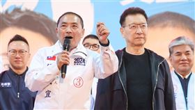 侯友宜、趙少康出席新莊黃金周大造勢。(圖/記者邱榮吉攝影)