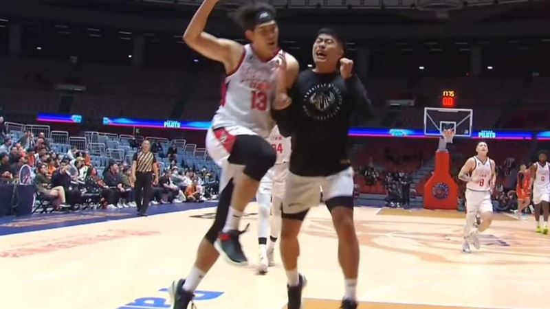 轟致勝球慶祝卻受傷　鋼鐵隊長本季恐報銷