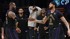 ▲戴維斯（Anthony Davis）全場罰進13球，等於暴龍全隊整場比賽罰球數。（圖／翻攝自湖人推特）