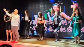 新竹,啟德機械起重工程公司,胡漢龑,尾牙,黃聖君,黃總帶你買好車