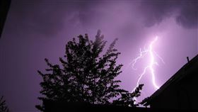 落雷，雷擊，閃電（圖／PIXABAY）