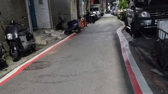 馬路劃設「紅白線」怎麼停?網:停錯開單