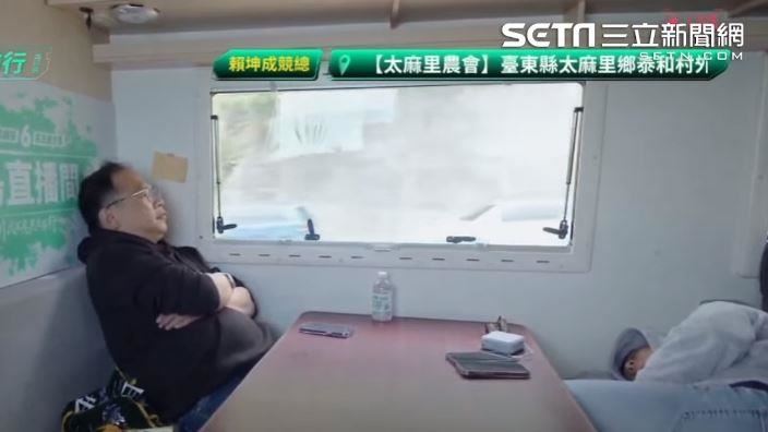 川流不息沒停歇　王義川睡著千人緊盯直播