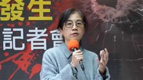 新北國中生命案  教團對中介教育提建言（1）新北市國中生命案引發社會討論，國教行動聯盟、全國家長會長聯盟11日在台北召開記者會，對中介教育等議題提出建言，乘風少年學園執行長李君儀（圖）建議政府輔導中介機構多元轉型，照顧到各種「小眾」孩子的需求。中央社記者陳至中台北攝  113年1月11日