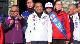 ▲侯友宜新北站出來 侯康在眼前—樹林區車隊掃街前受訪