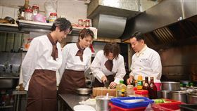 金曲歌王蕭煌奇幫李吳兄弟製作新專輯。（圖／好莉嗨提供）