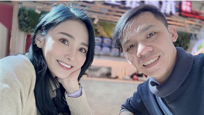 2婚赴大阪慶生　8點檔女神受傷整隻腳黑青