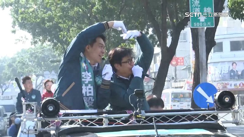 李柏毅合體陳其邁車掃　撩妹金句重出江湖